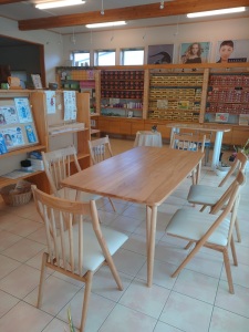 お茶のみテーブル